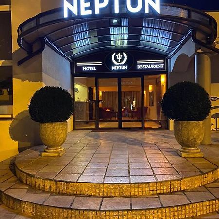 Neptun Ψ Hotel Wladyslawowo Exterior photo